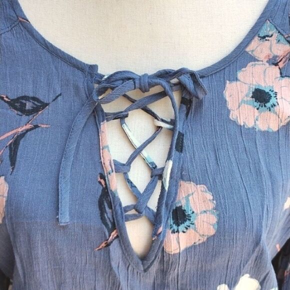 Shyanne Dress  - Picture 9 of 12